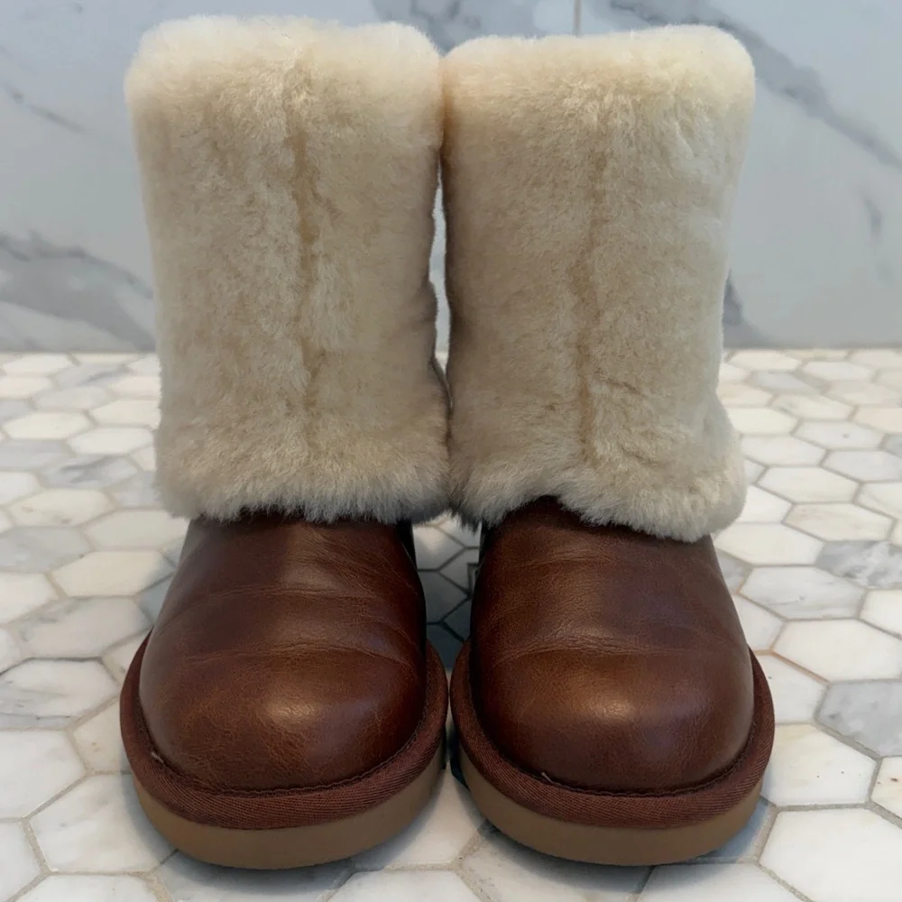 UGG PATTEN Shearling Cuff Chestnut Brown Leather Boots Women’s Size 6